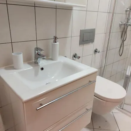 Gabi Appartementhaus Mit Jakuzzi, Sauna Und Stand Up Paddle Board Apartment Balatonlelle