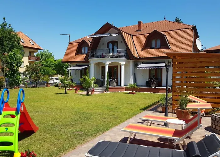 아파트 Gabi Appartementhaus Mit Jakuzzi, Sauna Und Stand Up Paddle Board 발라톤엘