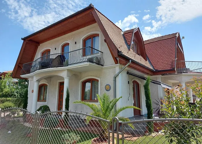 Gabi Appartementhaus Mit Jakuzzi, Sauna Und Stand Up Paddle Board * Balatonlelle