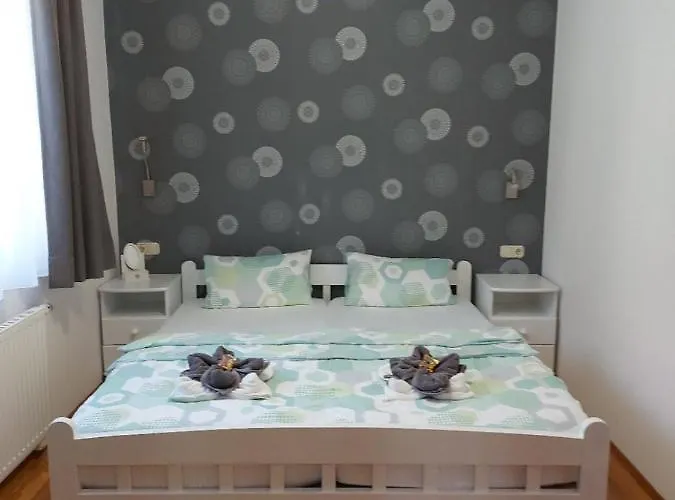 Gabi Appartementhaus Mit Jakuzzi, Sauna Und Stand Up Paddle Board * Balatonlelle